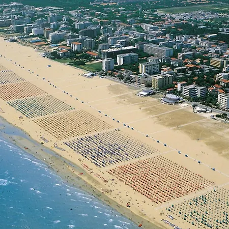 Enjoy The Serenity On Our Beautiful Terrace - Beahost Bibione